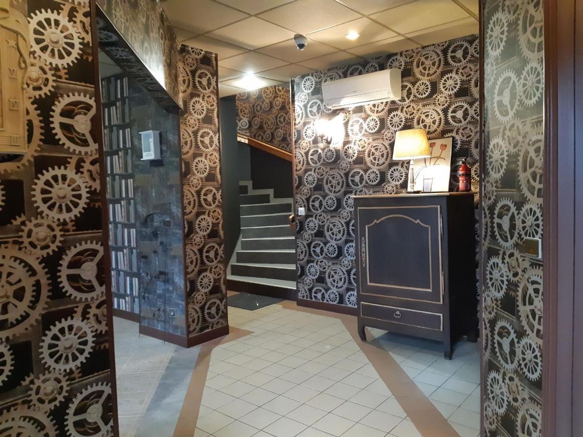 Le 72 Watt Apartment Fumel Exterior foto